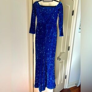 Formal sequined Royal blue gown size M, worn once